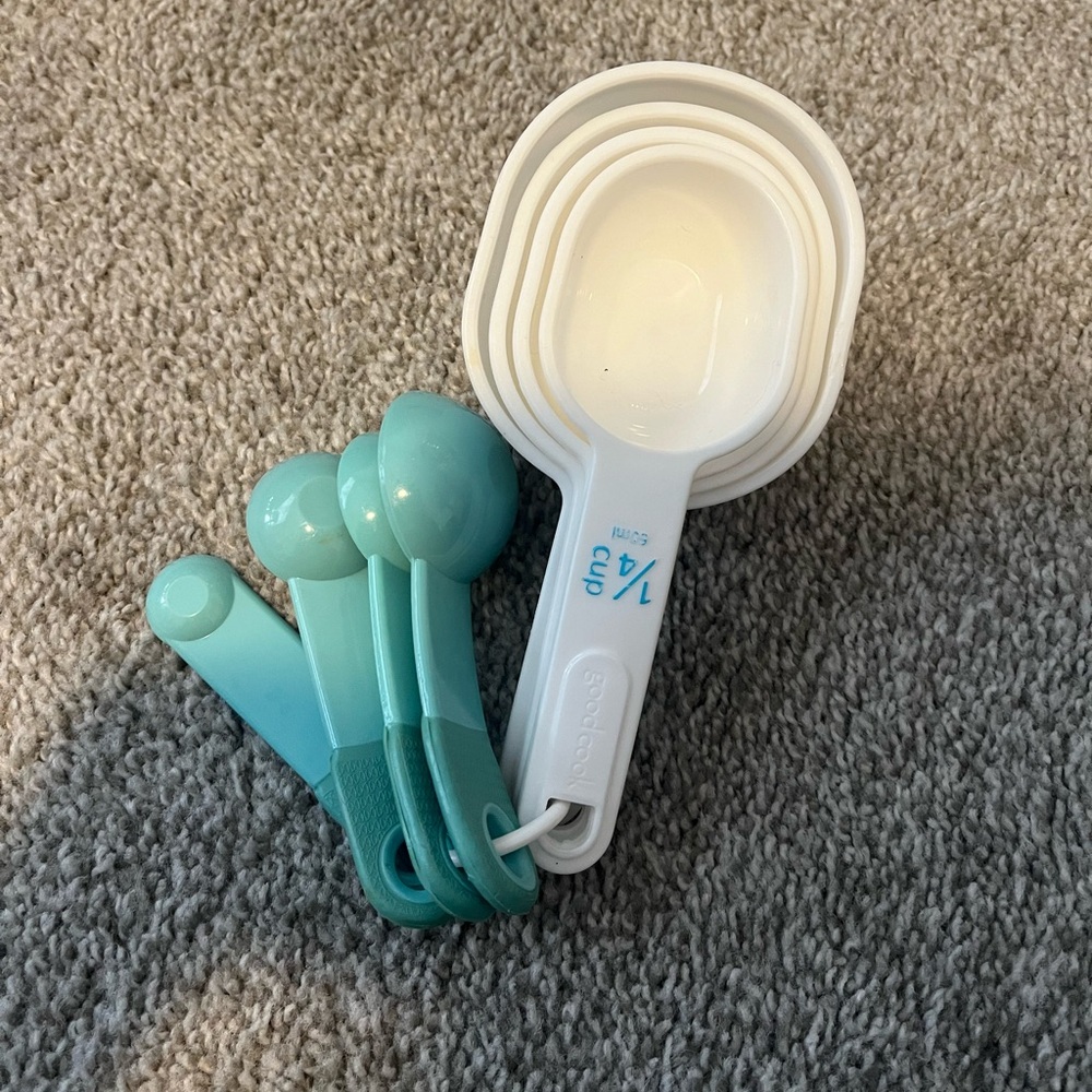 set of measuring cups and spoons